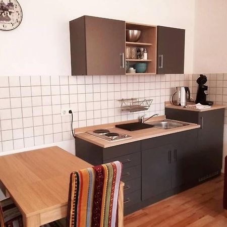 Ferienwohnung - Apartment mit Balkon in Halle-Saale, Trotha Halle  Buitenkant foto