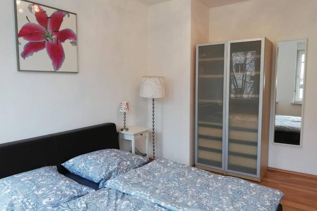 Ferienwohnung - Apartment mit Balkon in Halle-Saale, Trotha Halle  Buitenkant foto